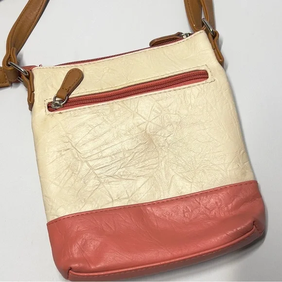 STONE MOUNTAIN Leather Crossbody Bag in Cream and Pink Zip Pocket - Picture 7 of 10
